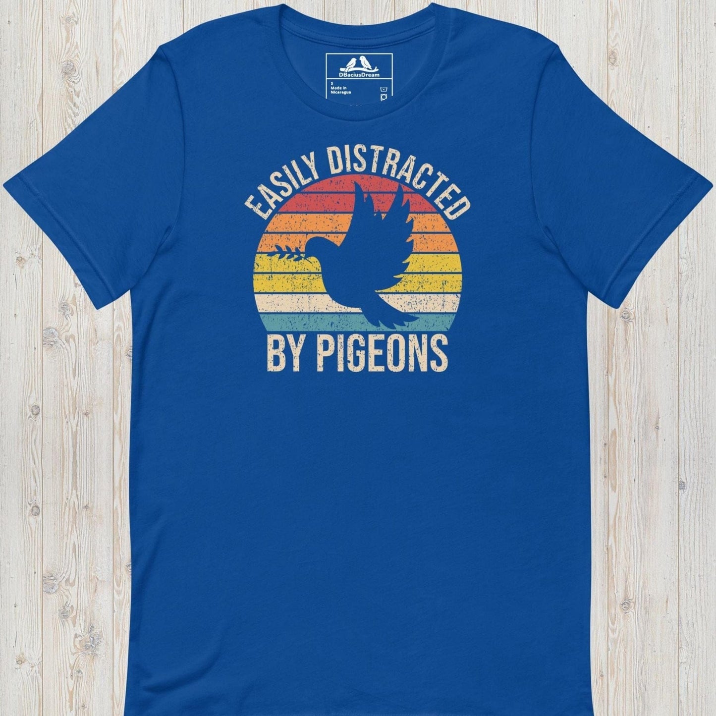 Easily Distracted By Pigeons Unisex t-shirt